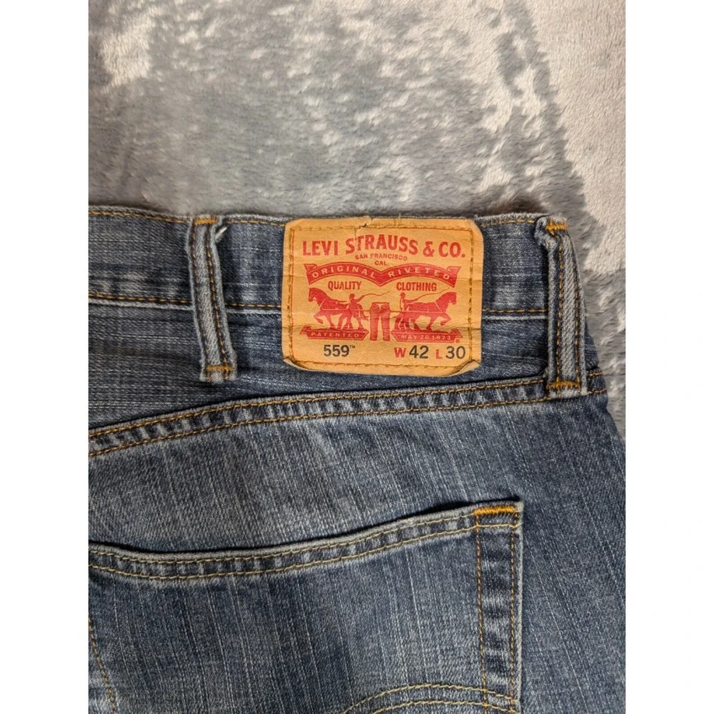 Levis 559 Mens Relaxed Straight Fit Blue Med Wash Jeans Sz 42x30